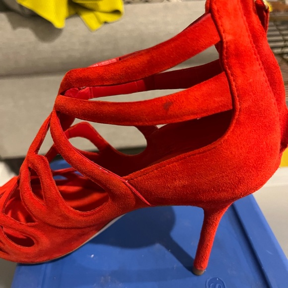 Red Zara heels - Picture 5 of 7